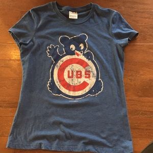 Cubs T-shirt size Medium